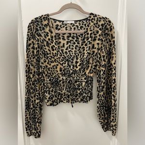 SUPER CUTE!! Cheetah Print Plisse Zara V-Neck Peplum Blouse W/ Elastic Waist